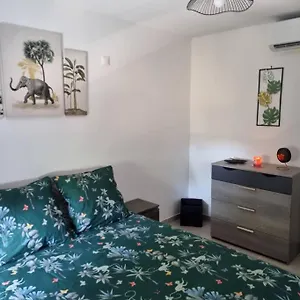  Ferienhaus Maison Cosy Avec Petit Jardin