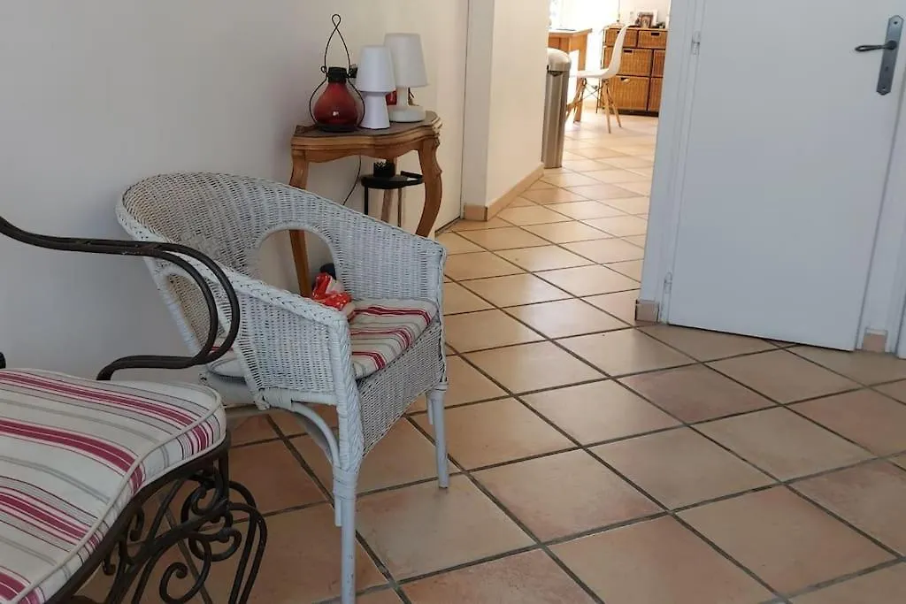 Holiday home Havre De Paix Dans Un Ecrin De Verdure Avignon France